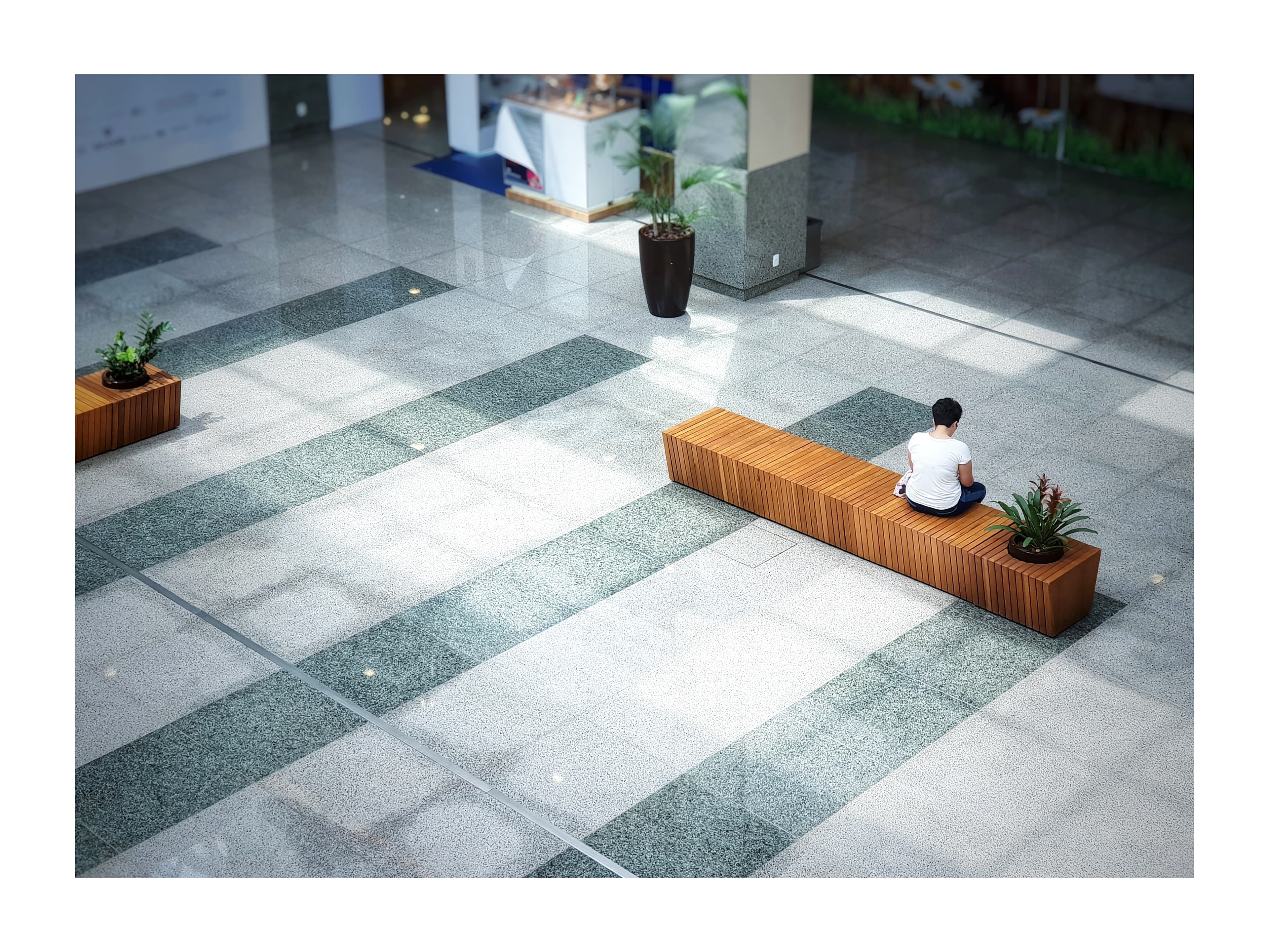 600X300 TILE FLOORING